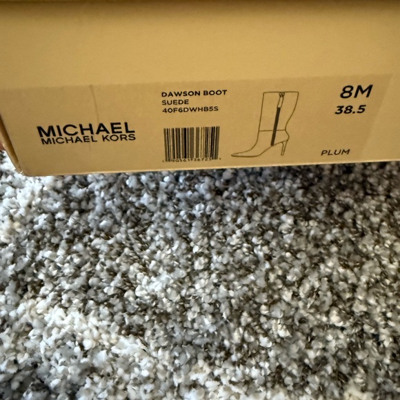 Michael Kors Suede Boots Size 8 - Picture 6 of 6